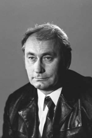 Vladimir Samoylov in The Bonus