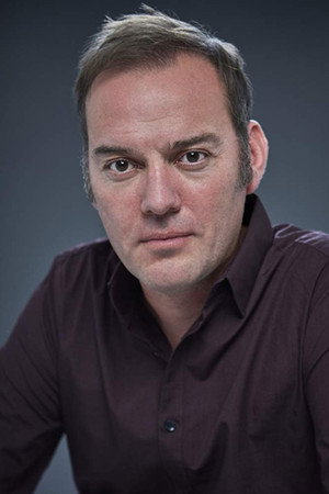 Laurence Saunders in Dirty Dutch