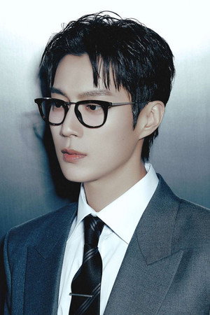 Yoon Doo-joon in HIGHLIGHT: LIGHTS GO ON, AGAIN IN CINEMA
