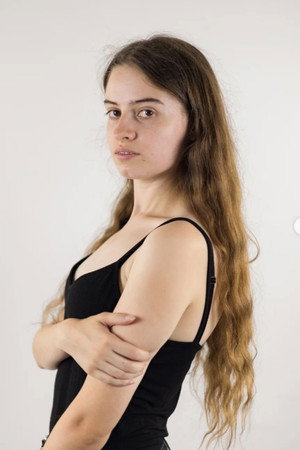 Elodie Raulet in Intruders