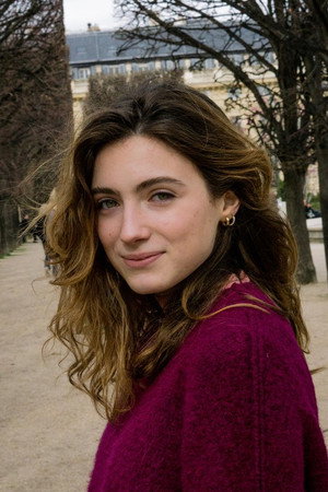 Dionéa Daboville in Glass Girls