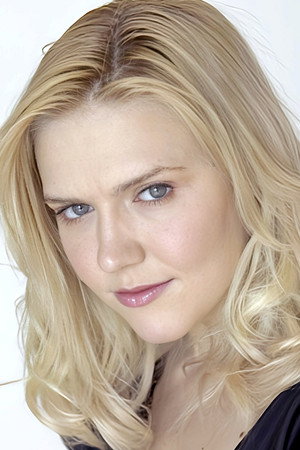 Dominique Swain in Face Off