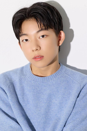 Byun Hong-jun in Maria & Beyonce