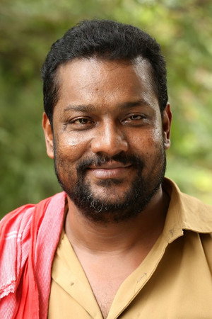 Prabhakar in Artiste