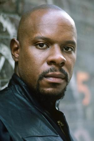 Avery Brooks in 15 Minutes