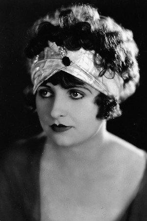 Ruth Hiatt in The Chinatown Mystery