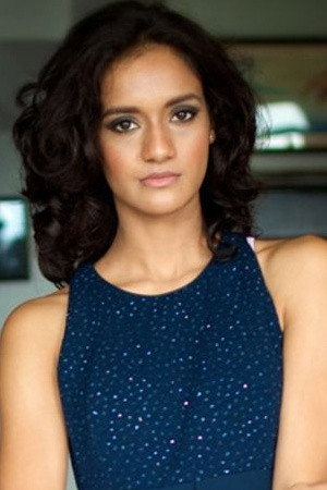 Divya Menon in Mona Darling