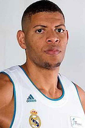 Edy Tavares in Dormir es de cobardes. 25 años de NBA
