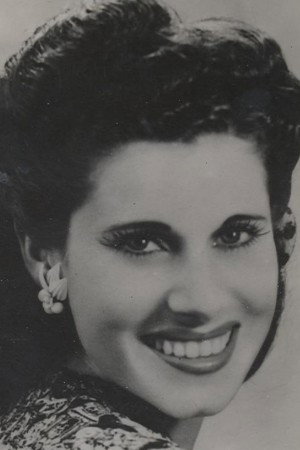 Leónia Mendes in The Little Bird of Ribeira