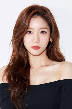 Lee Hwa-Kyum in Futureless Things
