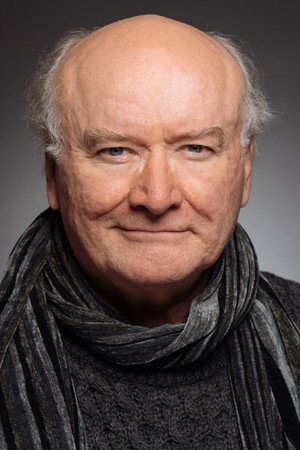 Edward James Hyland in Jules