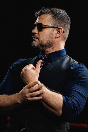 Rafael Nunes “Dr. Schilling” in Lucha Libre: O Legado de “El Luchador”