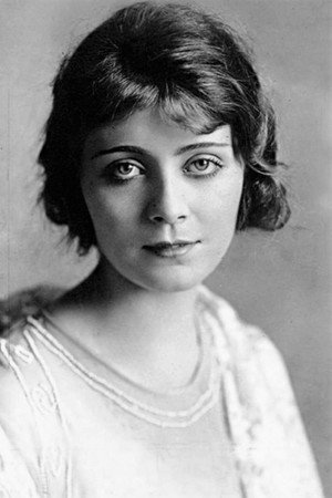 Jane Novak in Whispering Canyon