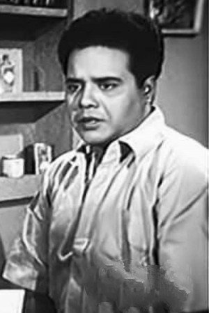 Tarun Kumar in Teen Bhubaner Paare