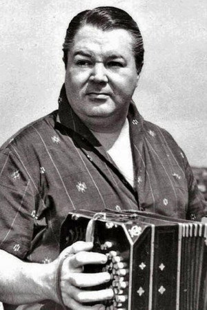 Aníbal Troilo in The Three Amateurs