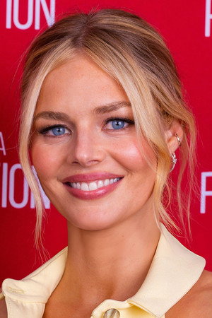 Samara Weaving in Borderline