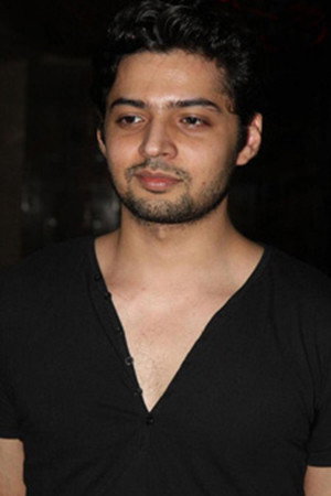 Shadab Kamal in Upstarts