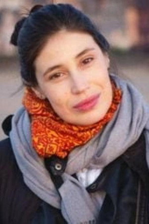 María Paz Grandjean in Outsider Girls