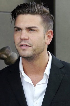 Juan Lucho in Eva