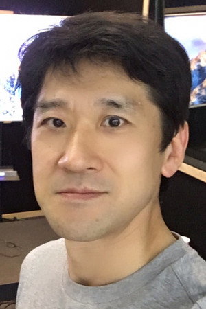 Choi Han in Red Shoes and the Seven Dwarfs
