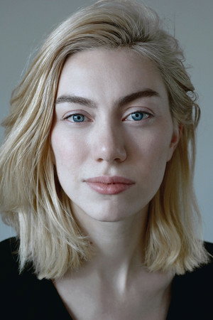 Madeline Wise in Lapsis
