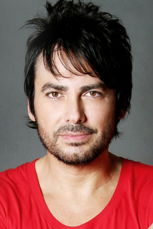 Beto Cuevas in Borderland