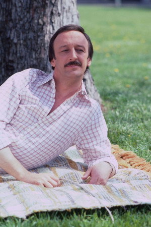 Danny Wells in Hey Good Lookin'