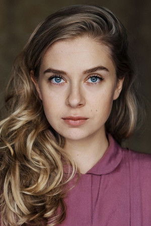 Anna Herrmann in Eat Pray Bark