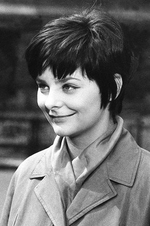 Ilona Béres in Cat City