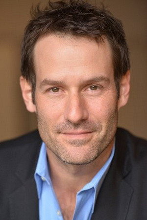 Ian Kahn in Secrets in the Walls