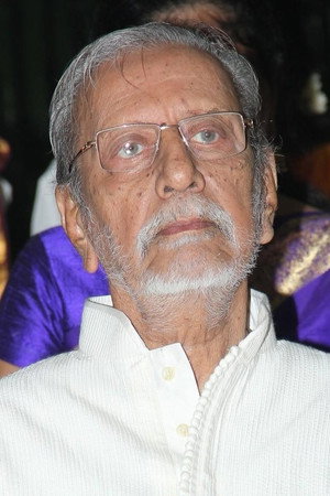 Charu Haasan in Vazhiyorakazchakal