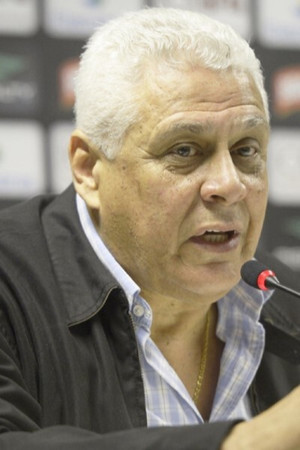 Roberto Dinamite in Goal Vocation