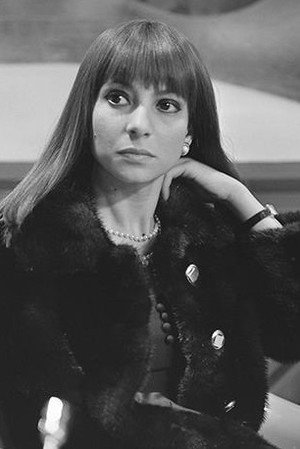 Esther Ofarim in Leonard Cohen: Bird on a Wire