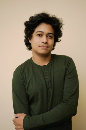 Henrique Augusto in o jardineiro - ou os equinócios de uma memória latente
