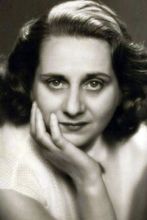 Pina Cei in Scandalous Gilda