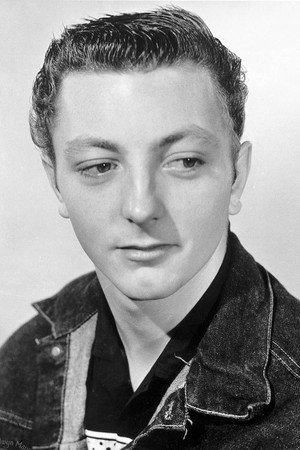 James Mitchum in Monstroid