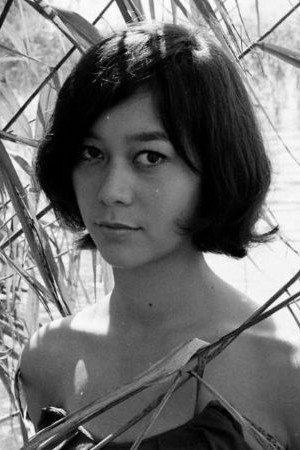 Greta Chi in Fathom