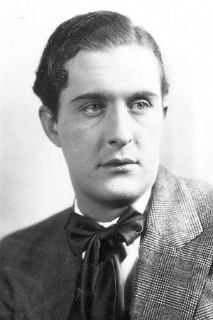 Douglas Gilmore in The Taxi Dancer