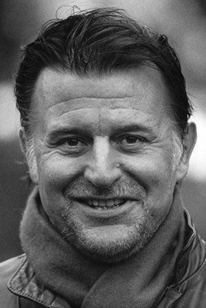 Esko Salminen in Hyväntekijä