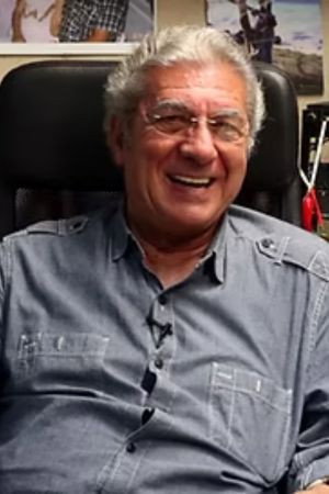 Franco Micalizzi in ...E Continuano a mangiare Fagioli