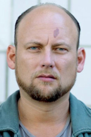 Erol Nowak in Interference
