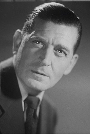 Albert Préjean in Under the Roofs of Paris