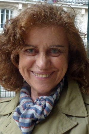 Hermine Karagheuz in Duelle (Une Quarantaine)