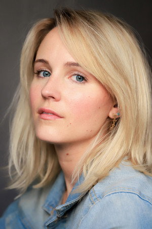 Sara Fletcher in Roadside Assistance