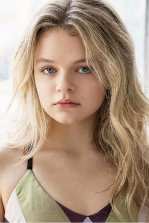 Kylie Rogers in Beau Is Afraid
