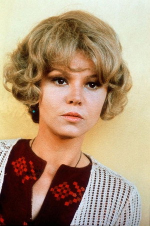 Barbara Harris in Family Plot