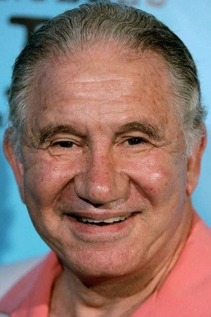 Hector Elias in Losin  It