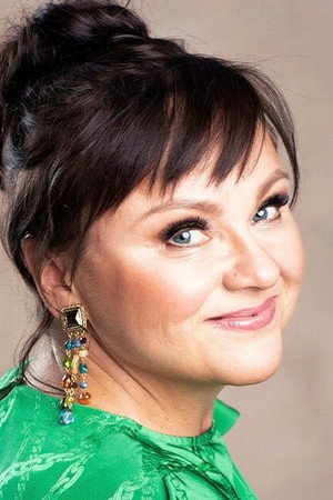 Anna-Leena Sipilä in Ragged Life of Juice Leskinen