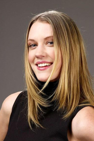 Lauren Lee Smith in Helen