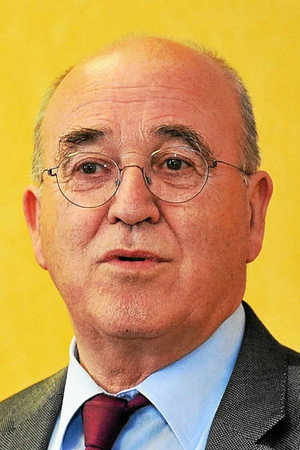Bernard Poignant in L'Adieu à Solférino